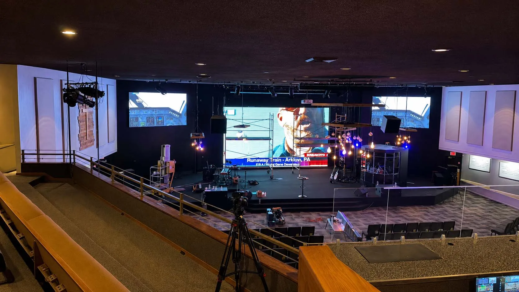 Canadian Church Worship Sanctuary: High-Fidelity Livestream Fine-Pitch LED Screen